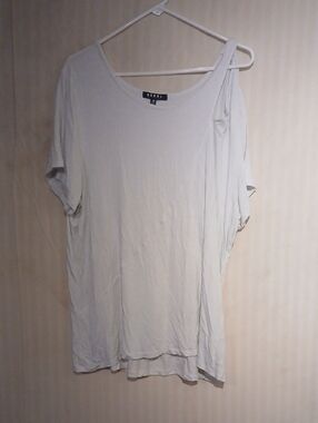 rebels Off-White One-Shoulder Short Sleeve Tee with Side Tie Strap